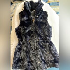 Ellen Tracy Women's Dark Faux Fur Vest